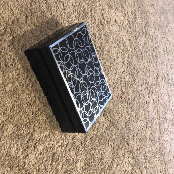 Divider - Picture 1 of 2